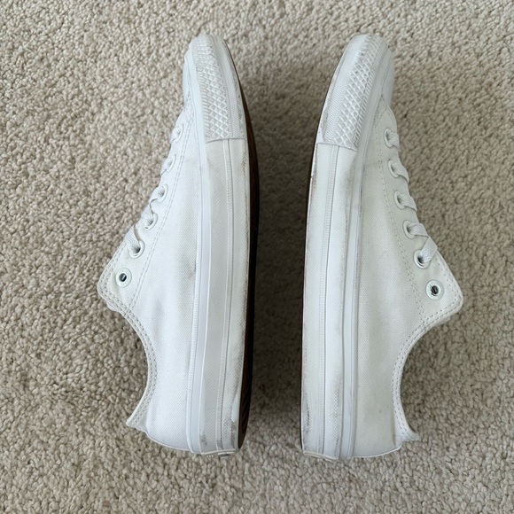 Converse All Star Men-6.5 / Women-8.5 Chuck Taylor II White Canvas Sneakers - Picture 7 of 9